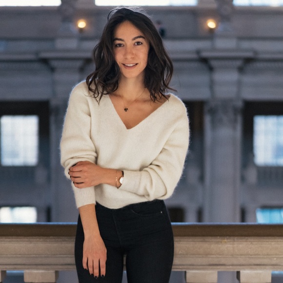 Meet your Posher, Ksenia - Picture 2 of 10